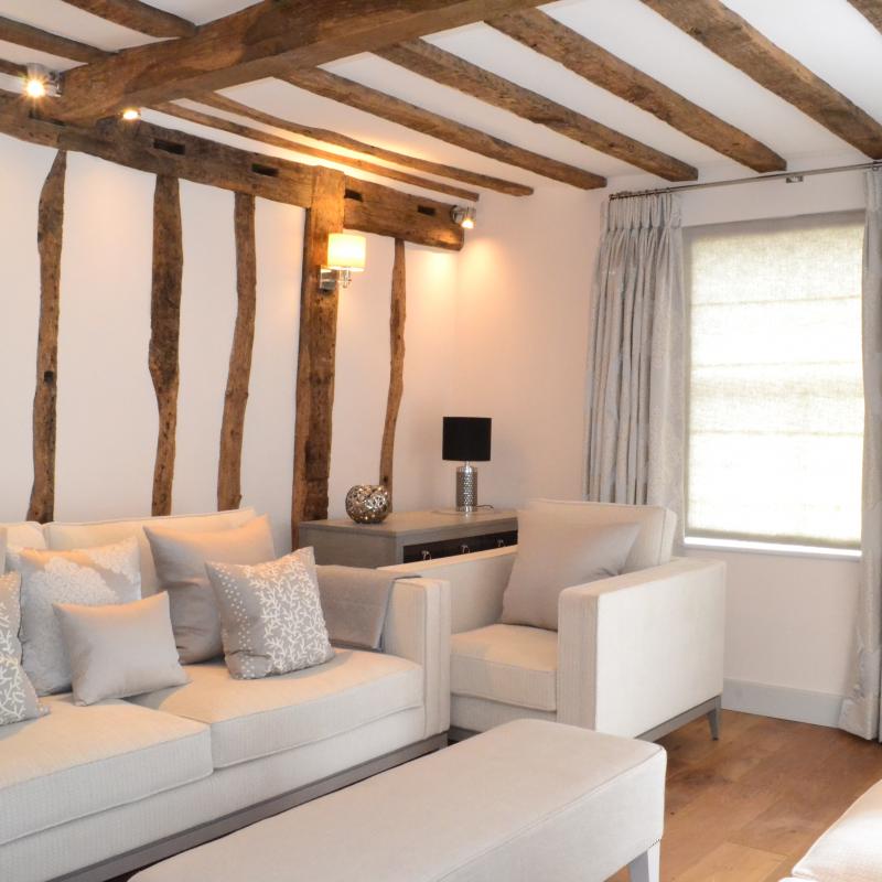 Professional joinery advice - Living room storage